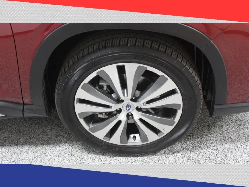 2019 Subaru Ascent Touring 7-Passenger (4S4WMARD1K3) with an 2.4L L4 DOHC 16V engine, CVT transmission, located at 5170 N La Cholla Blvd, Tucson, AZ, 85705, (520) 989-0282, 32.228245, -111.011742 - **Explore the Open Road in the 2019 Subaru Ascent Your Family Adventure Awaits!**<br /> <br /> Are you ready to elevate your family's adventures? The 2019 Subaru Ascent is the ultimate vehicle for growing families who love to explore! With its spacious interior, advanced safety features, and impres - Photo#47