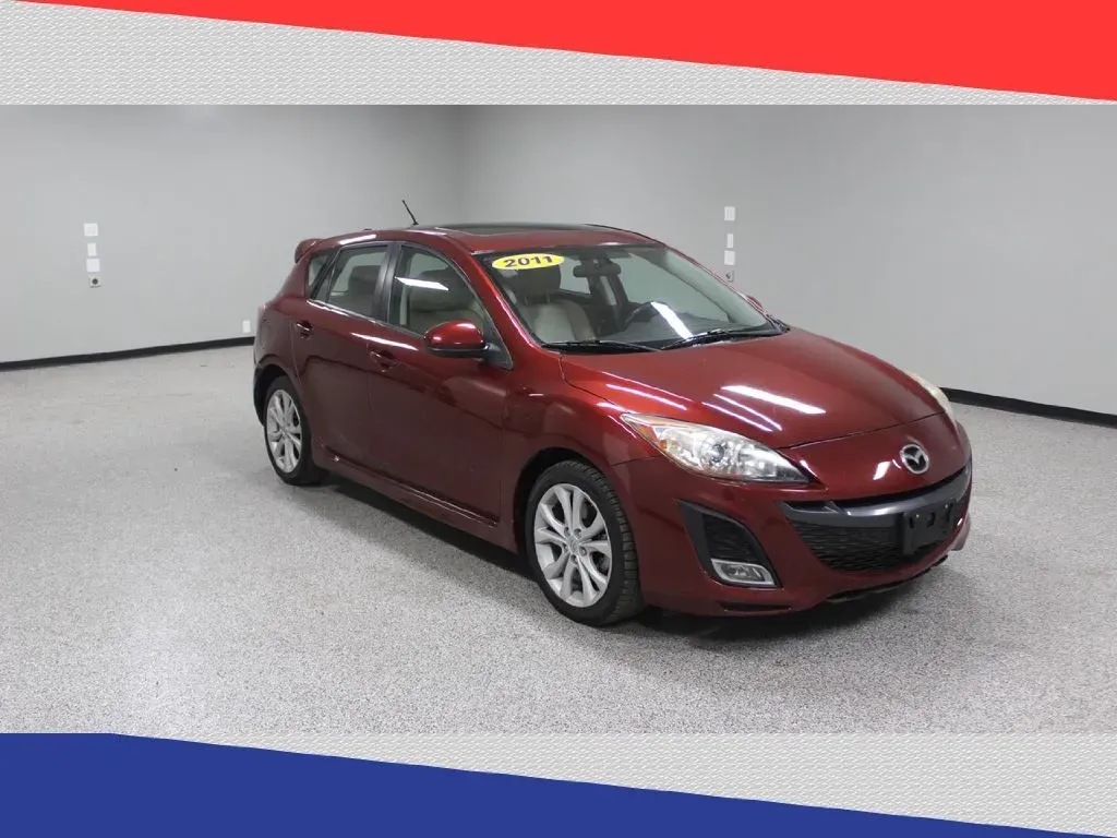 2011 Mazda MAZDA3 s Sport 5-Door (JM1BL1K6XB1) with an 2.5L L4 DOHC 16V engine, Automatic transmission, located at 5170 N La Cholla Blvd, Tucson, AZ, 85705, (520) 989-0282, 32.228245, -111.011742 - Explore the open road and elevate your driving experience with this exceptional 2011 Mazda MAZDA3 hatchback, now available at Goliath Auto Sales in Tucson, AZ. Perfect for urban commuters and weekend adventurers alike, this reliable and stylish hatchback combines impressive fuel efficiency with vers - Photo#0