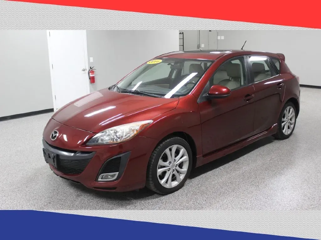 2011 Mazda MAZDA3 s Sport 5-Door (JM1BL1K6XB1) with an 2.5L L4 DOHC 16V engine, Automatic transmission, located at 5170 N La Cholla Blvd, Tucson, AZ, 85705, (520) 989-0282, 32.228245, -111.011742 - Explore the open road and elevate your driving experience with this exceptional 2011 Mazda MAZDA3 hatchback, now available at Goliath Auto Sales in Tucson, AZ. Perfect for urban commuters and weekend adventurers alike, this reliable and stylish hatchback combines impressive fuel efficiency with vers - Photo#6