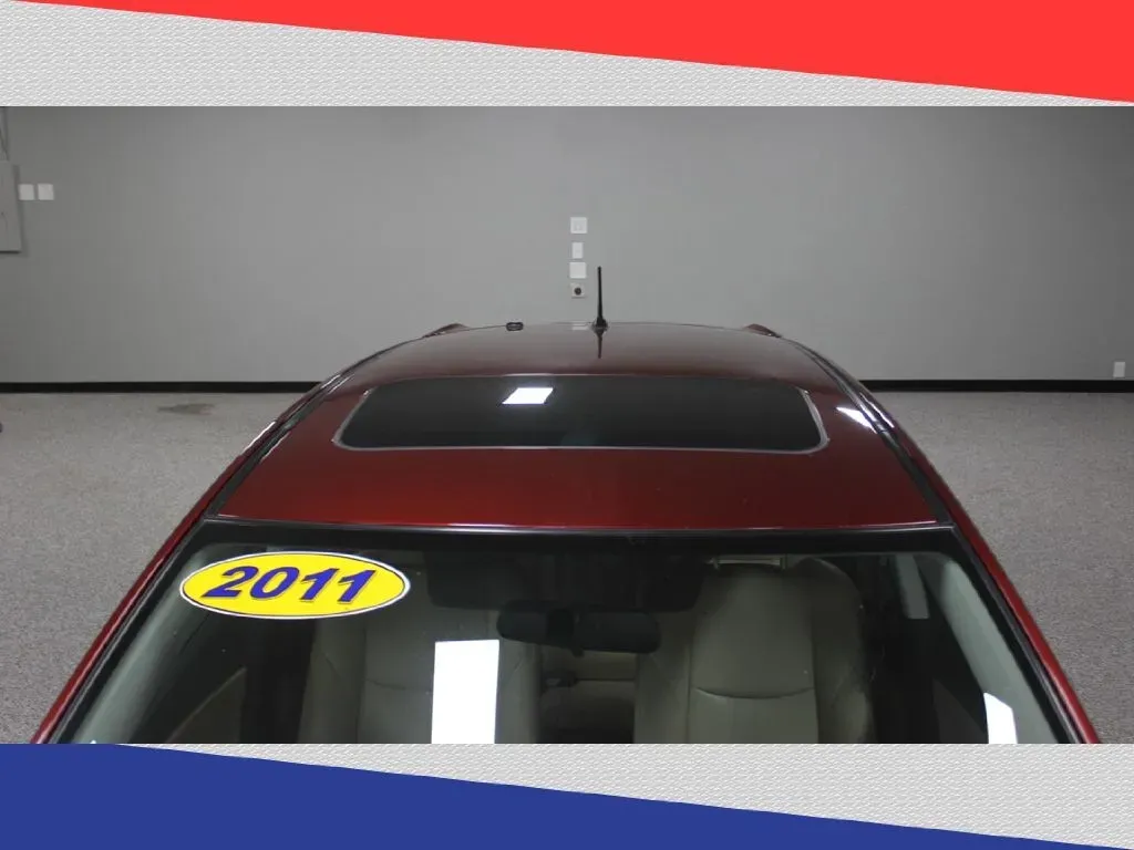 2011 Mazda MAZDA3 s Sport 5-Door (JM1BL1K6XB1) with an 2.5L L4 DOHC 16V engine, Automatic transmission, located at 5170 N La Cholla Blvd, Tucson, AZ, 85705, (520) 989-0282, 32.228245, -111.011742 - Explore the open road and elevate your driving experience with this exceptional 2011 Mazda MAZDA3 hatchback, now available at Goliath Auto Sales in Tucson, AZ. Perfect for urban commuters and weekend adventurers alike, this reliable and stylish hatchback combines impressive fuel efficiency with vers - Photo#8