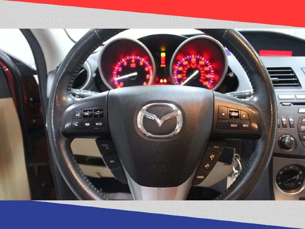 2011 Mazda MAZDA3 s Sport 5-Door (JM1BL1K6XB1) with an 2.5L L4 DOHC 16V engine, Automatic transmission, located at 5170 N La Cholla Blvd, Tucson, AZ, 85705, (520) 989-0282, 32.228245, -111.011742 - Explore the open road and elevate your driving experience with this exceptional 2011 Mazda MAZDA3 hatchback, now available at Goliath Auto Sales in Tucson, AZ. Perfect for urban commuters and weekend adventurers alike, this reliable and stylish hatchback combines impressive fuel efficiency with vers - Photo#13