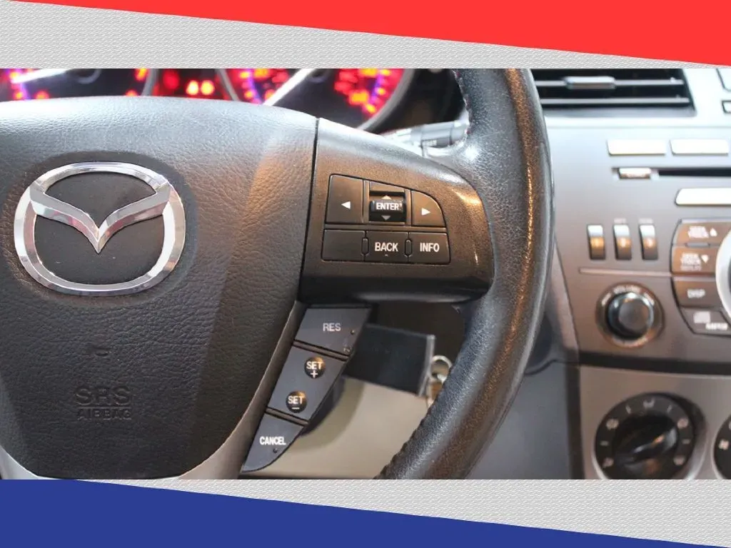 2011 Mazda MAZDA3 s Sport 5-Door (JM1BL1K6XB1) with an 2.5L L4 DOHC 16V engine, Automatic transmission, located at 5170 N La Cholla Blvd, Tucson, AZ, 85705, (520) 989-0282, 32.228245, -111.011742 - Explore the open road and elevate your driving experience with this exceptional 2011 Mazda MAZDA3 hatchback, now available at Goliath Auto Sales in Tucson, AZ. Perfect for urban commuters and weekend adventurers alike, this reliable and stylish hatchback combines impressive fuel efficiency with vers - Photo#15