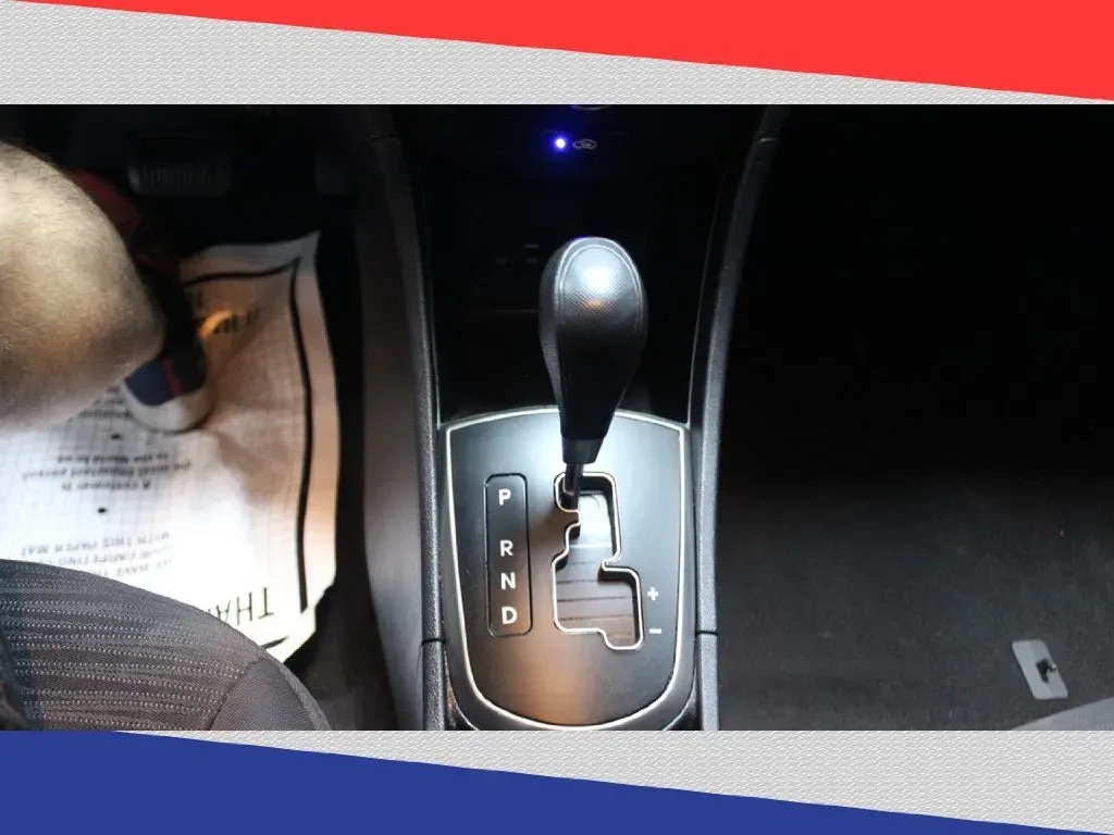 2016 Hyundai Accent SE 5-Door 6A (KMHCT5AE1GU) with an 1.6L L4 DOHC 16V engine, 6A transmission, located at 5170 N La Cholla Blvd, Tucson, AZ, 85705, (520) 989-0282, 32.228245, -111.011742 - Are you ready to elevate your daily commute or embark on weekend adventures? The 2016 Hyundai Accent Hatchback is the perfect blend of style, efficiency, and practicality, making it an ideal choice for budget-conscious buyers and growing families alike. With impressive fuel efficiency and a spacious - Photo#9