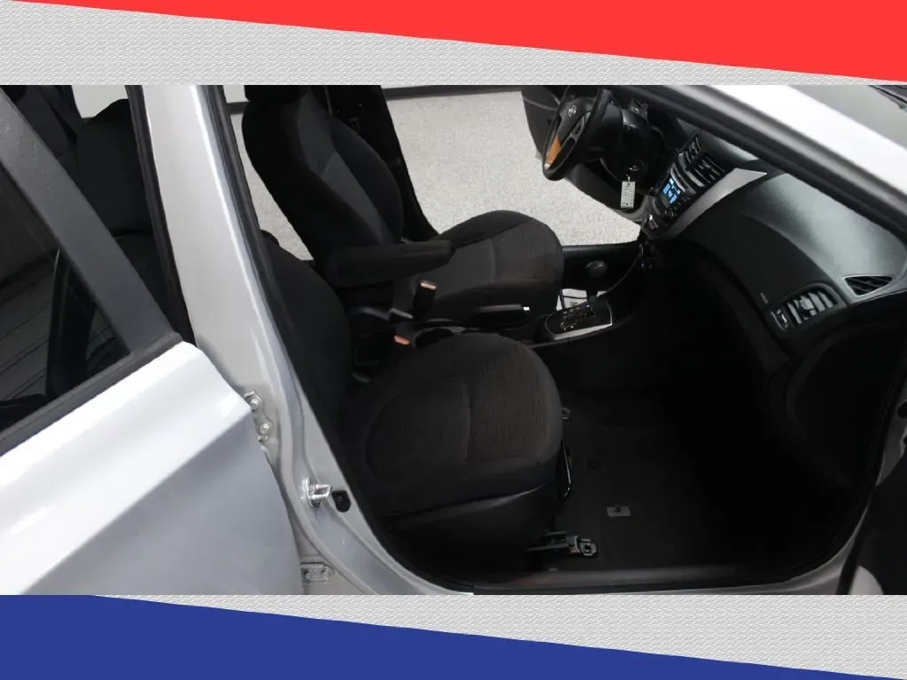 2016 Hyundai Accent SE 5-Door 6A (KMHCT5AE1GU) with an 1.6L L4 DOHC 16V engine, 6A transmission, located at 5170 N La Cholla Blvd, Tucson, AZ, 85705, (520) 989-0282, 32.228245, -111.011742 - Are you ready to elevate your daily commute or embark on weekend adventures? The 2016 Hyundai Accent Hatchback is the perfect blend of style, efficiency, and practicality, making it an ideal choice for budget-conscious buyers and growing families alike. With impressive fuel efficiency and a spacious - Photo#24