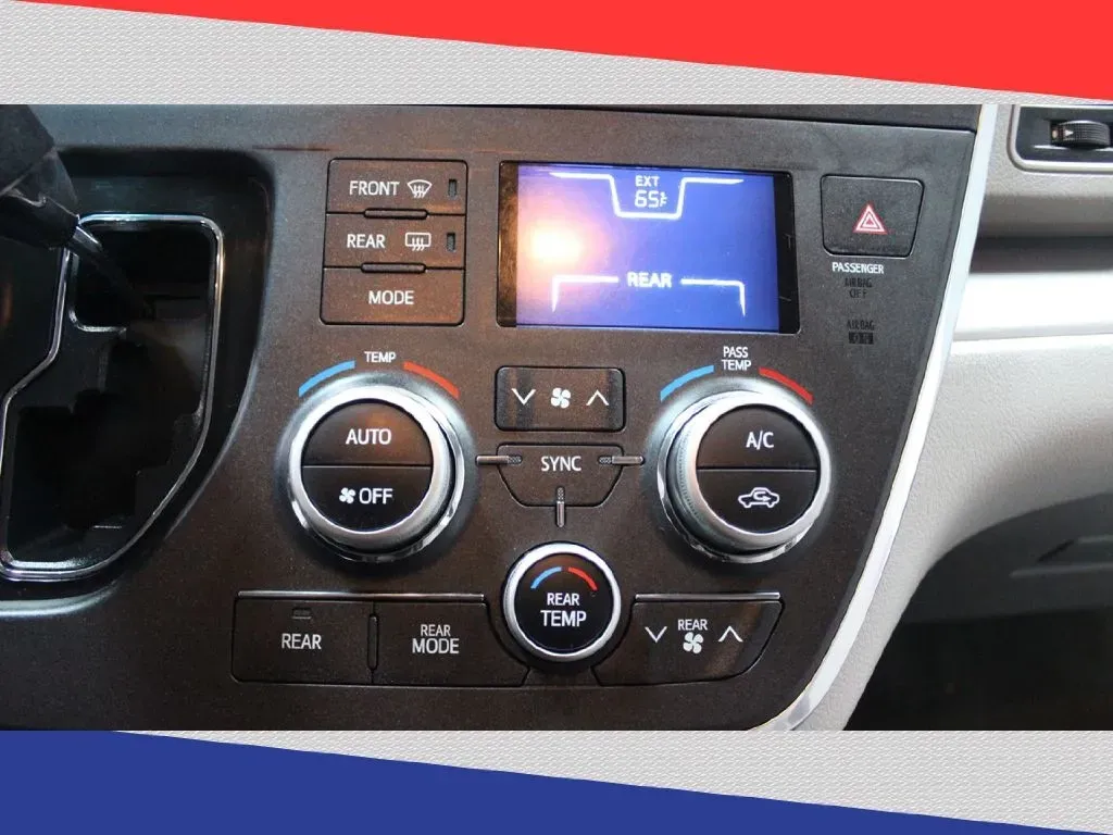 2017 Toyota Sienna LE 8-Passenger (5TDKZ3DC7HS) with an 3.5L V6 EFI DOHC 24V engine, 8A transmission, located at 5170 N La Cholla Blvd, Tucson, AZ, 85705, (520) 989-0282, 32.228245, -111.011742 - Looking for the perfect family minivan that can handle weekend adventures, school runs, and everything in between? Look no further than this stunning 2017 Toyota Sienna LE Auto Access Seat, available now at Goliath Auto Sales in Tucson, AZ. Whether you're navigating the busy streets of Oro Valley or - Photo#19