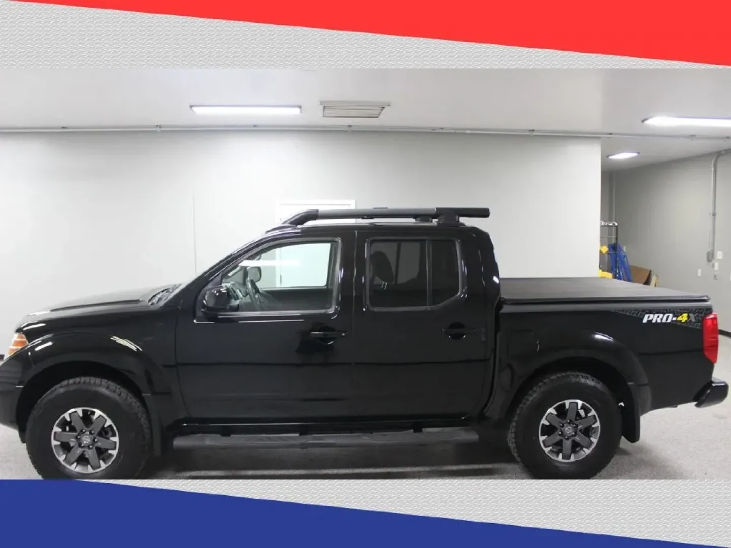 2014 Nissan Frontier SL Crew Cab 4WD (1N6AD0EV8EN) with an 4.0L V6 DOHC 24V engine, 5-Speed Automatic transmission, located at 5170 N La Cholla Blvd, Tucson, AZ, 85705, (520) 989-0282, 32.228245, -111.011742 - **Experience Adventure with the 2014 Nissan Frontier at Goliath Auto Sales!**<br /> <br /> If you're looking for a rugged, versatile vehicle that can handle everything from weekend adventures to daily commutes, look no further than this 2014 Nissan Frontier crew cab pickup. Whether you're hauling ge - Photo#5
