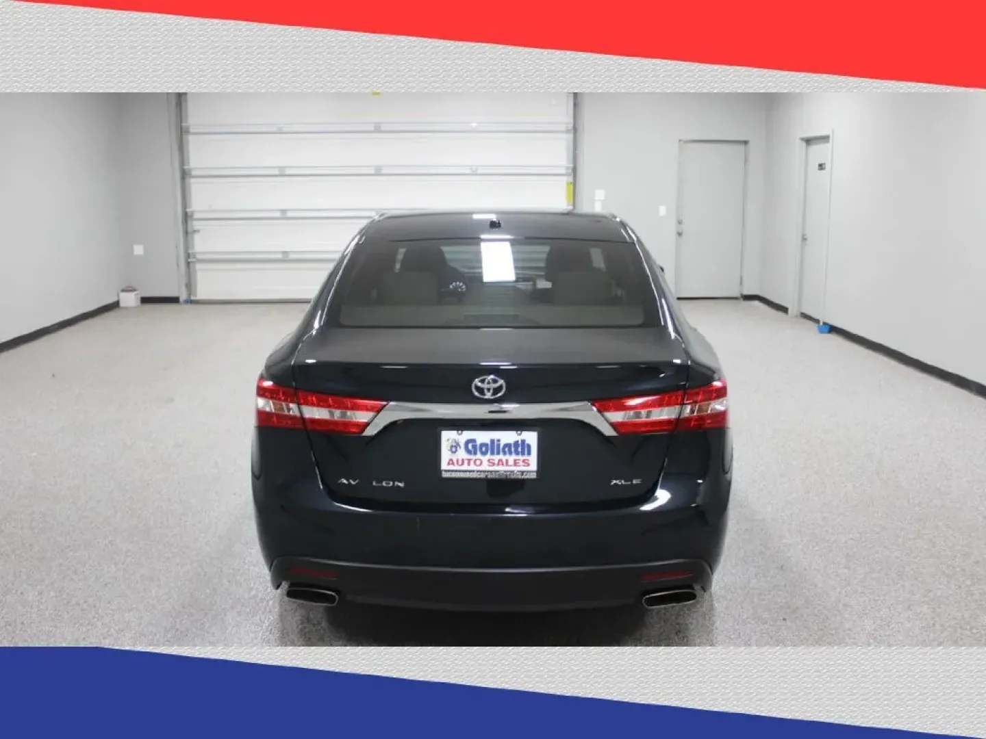 2015 Toyota Avalon XLE (4T1BK1EB7FU) with an 3.5L V6 DOHC 24V engine, 6-Speed Automatic transmission, located at 5170 N La Cholla Blvd, Tucson, AZ, 85705, (520) 989-0282, 32.228245, -111.011742 - Are you searching for a dignified yet affordable sedan that offers style, comfort, and reliability? Look no further than Goliath Auto Sales in Tucson, AZ, where we present this stunning 2015 Toyota Avalon. With spacious seating for five and an elegant design, this pre-owned sedan is perfect for grow - Photo#3