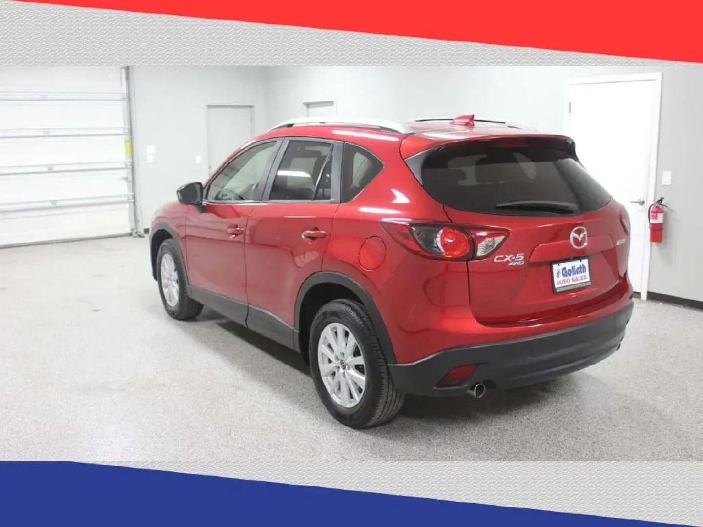 2014 Mazda CX-5 Touring AWD (JM3KE4CY6E0) with an 2.5L L4 DOHC 16V engine, 6-Speed Automatic transmission, located at 5170 N La Cholla Blvd, Tucson, AZ, 85705, (520) 989-0282, 32.228245, -111.011742 - Are you ready to elevate your weekend adventures or tackle daily commutes in style? Look no further than this fantastic 2014 Mazda CX-5, available exclusively at Goliath Auto Sales in Tucson, AZ! Whether you're planning a family road trip or simply need a reliable and spacious vehicle for your daily - Photo#4