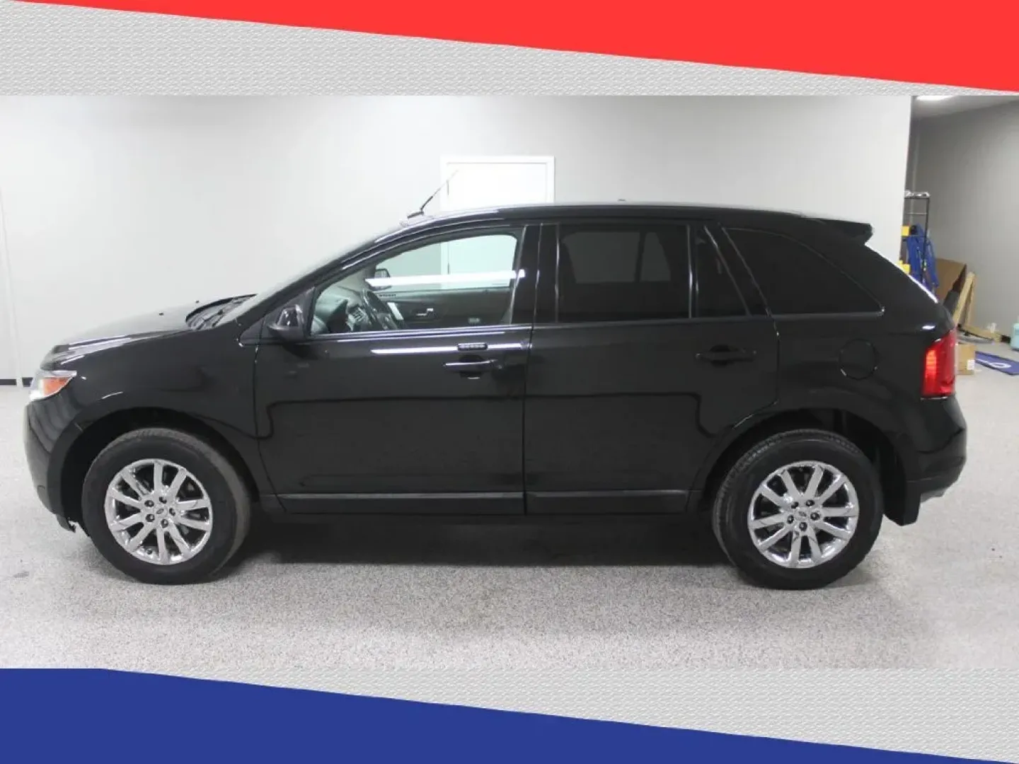 2014 Ford Edge SEL FWD (2FMDK3JC0EB) with an 3.5L V6 DOHC 24V engine, 6-Speed Automatic transmission, located at 5170 N La Cholla Blvd, Tucson, AZ, 85705, (520) 989-0282, 32.228245, -111.011742 - Looking for the perfect vehicle that can keep up with your active lifestyle? Look no further than this 2014 Ford Edge, a versatile and stylish SUV that is ideal for both daily commutes and weekend adventures. With room for five passengers and a spacious cargo area, this pre-owned gem is perfect for - Photo#5