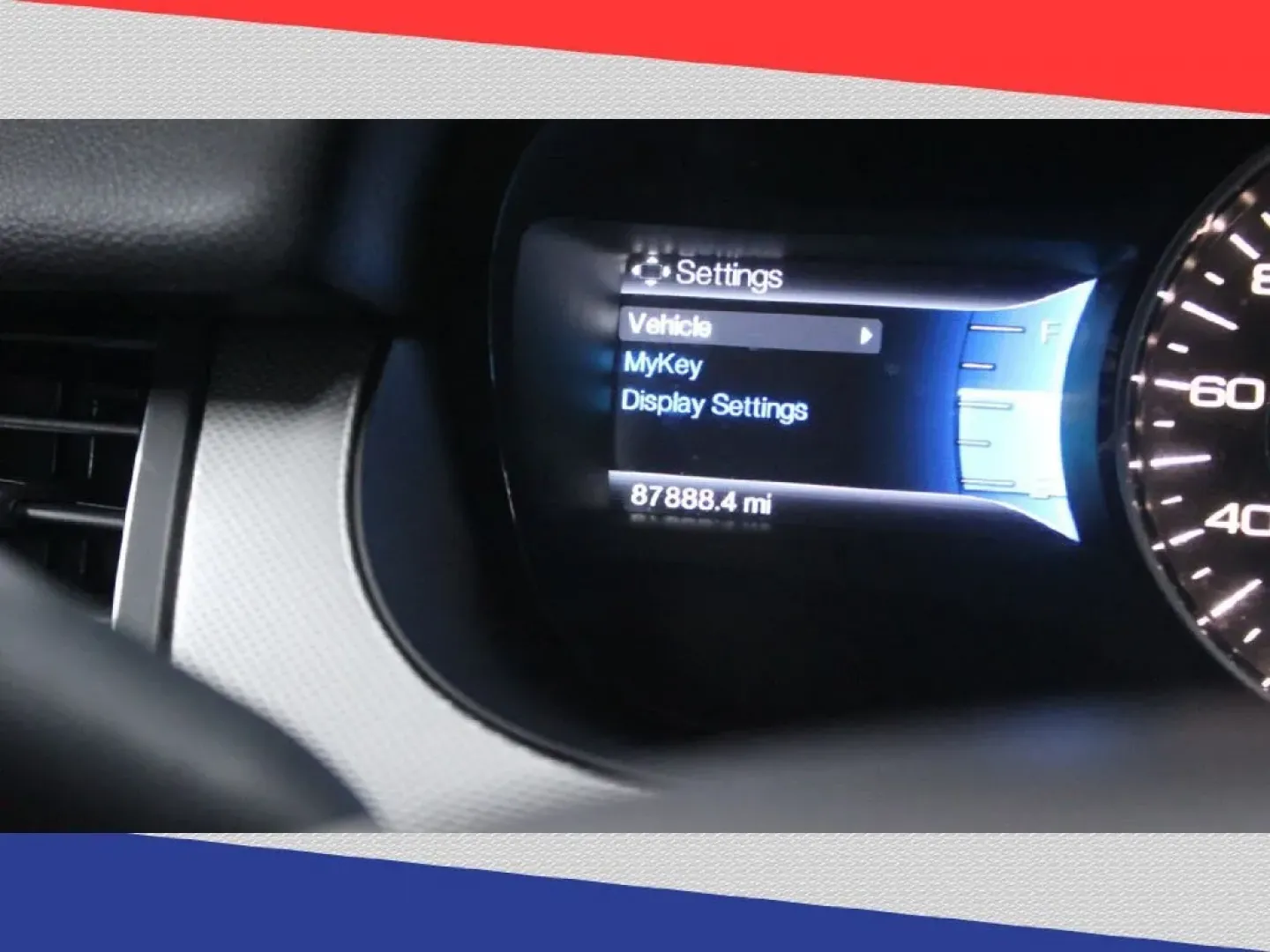 2014 Ford Edge SEL FWD (2FMDK3JC0EB) with an 3.5L V6 DOHC 24V engine, 6-Speed Automatic transmission, located at 5170 N La Cholla Blvd, Tucson, AZ, 85705, (520) 989-0282, 32.228245, -111.011742 - Looking for the perfect vehicle that can keep up with your active lifestyle? Look no further than this 2014 Ford Edge, a versatile and stylish SUV that is ideal for both daily commutes and weekend adventures. With room for five passengers and a spacious cargo area, this pre-owned gem is perfect for - Photo#9