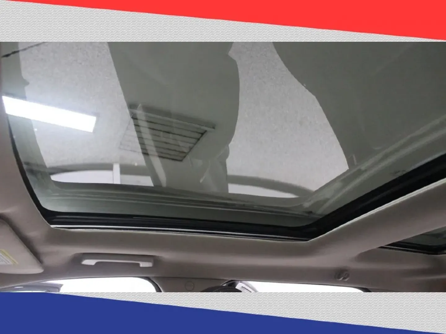 2014 Ford Edge SEL FWD (2FMDK3JC0EB) with an 3.5L V6 DOHC 24V engine, 6-Speed Automatic transmission, located at 5170 N La Cholla Blvd, Tucson, AZ, 85705, (520) 989-0282, 32.228245, -111.011742 - Looking for the perfect vehicle that can keep up with your active lifestyle? Look no further than this 2014 Ford Edge, a versatile and stylish SUV that is ideal for both daily commutes and weekend adventures. With room for five passengers and a spacious cargo area, this pre-owned gem is perfect for - Photo#23