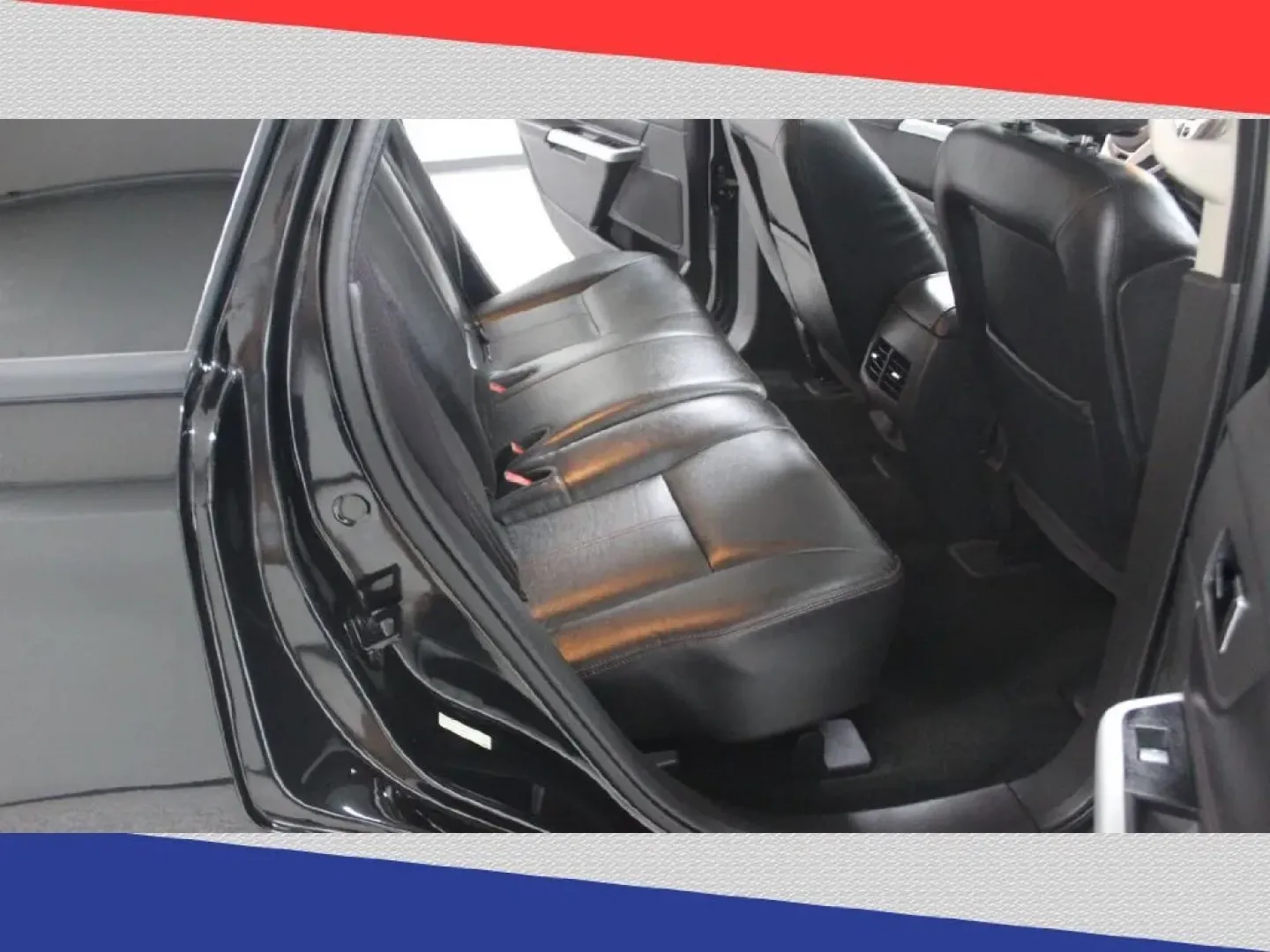 2014 Ford Edge SEL FWD (2FMDK3JC0EB) with an 3.5L V6 DOHC 24V engine, 6-Speed Automatic transmission, located at 5170 N La Cholla Blvd, Tucson, AZ, 85705, (520) 989-0282, 32.228245, -111.011742 - Looking for the perfect vehicle that can keep up with your active lifestyle? Look no further than this 2014 Ford Edge, a versatile and stylish SUV that is ideal for both daily commutes and weekend adventures. With room for five passengers and a spacious cargo area, this pre-owned gem is perfect for - Photo#30