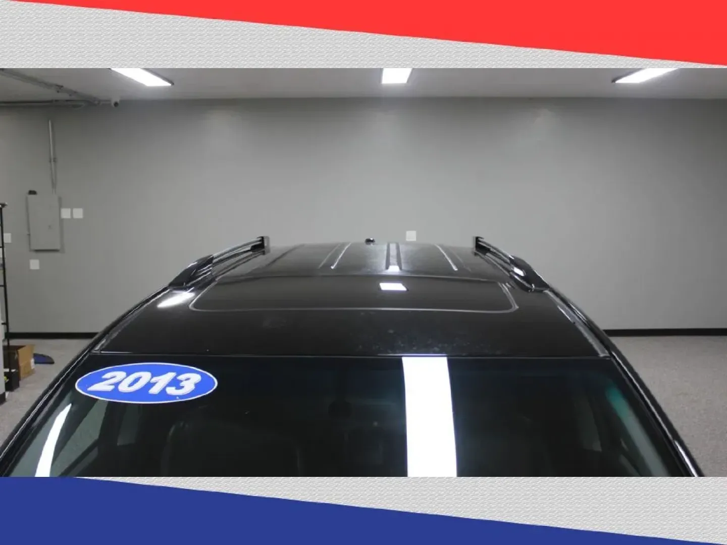 2013 Toyota Highlander Limited 2WD (5TDYK3EH1DS) with an 3.5L V6 DOHC 24V engine, 5-Speed Automatic transmission, located at 5170 N La Cholla Blvd, Tucson, AZ, 85705, (520) 989-0282, 32.228245, -111.011742 - Are you ready to elevate your family adventures or weekend getaways? Look no further than this 2013 Toyota Highlander, a perfect blend of space, comfort, and versatility. Ideal for growing families or those needing ample room for friends and gear, this SUV effortlessly accommodates up to seven passe - Photo#8