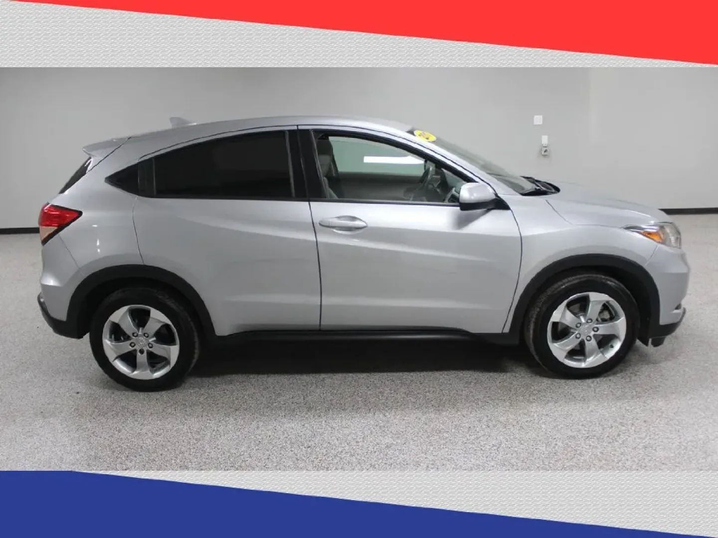 2017 Honda HR-V LX 2WD CVT (3CZRU5H31HG) with an 1.8L L4 DOHC 16V engine, CVT transmission, located at 5170 N La Cholla Blvd, Tucson, AZ, 85705, (520) 989-0282, 32.228245, -111.011742 - **Discover Adventure with the 2017 Honda HR-V Ideal for Tucson Families and Outdoor Lovers!**<br /> <br /> Are you ready to elevate your lifestyle with a versatile SUV that can handle everything from daily commutes to weekend getaways? Look no further than this **2017 Honda HR-V**, available now at - Photo#1