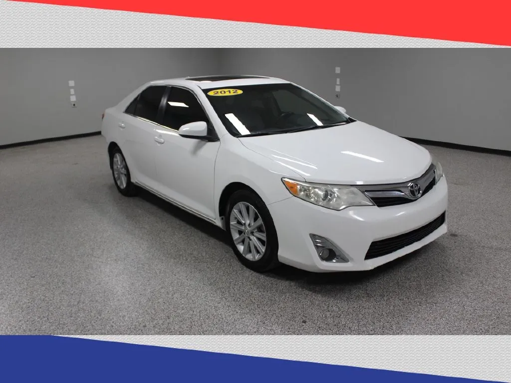 photo of 2012 Toyota Camry SE