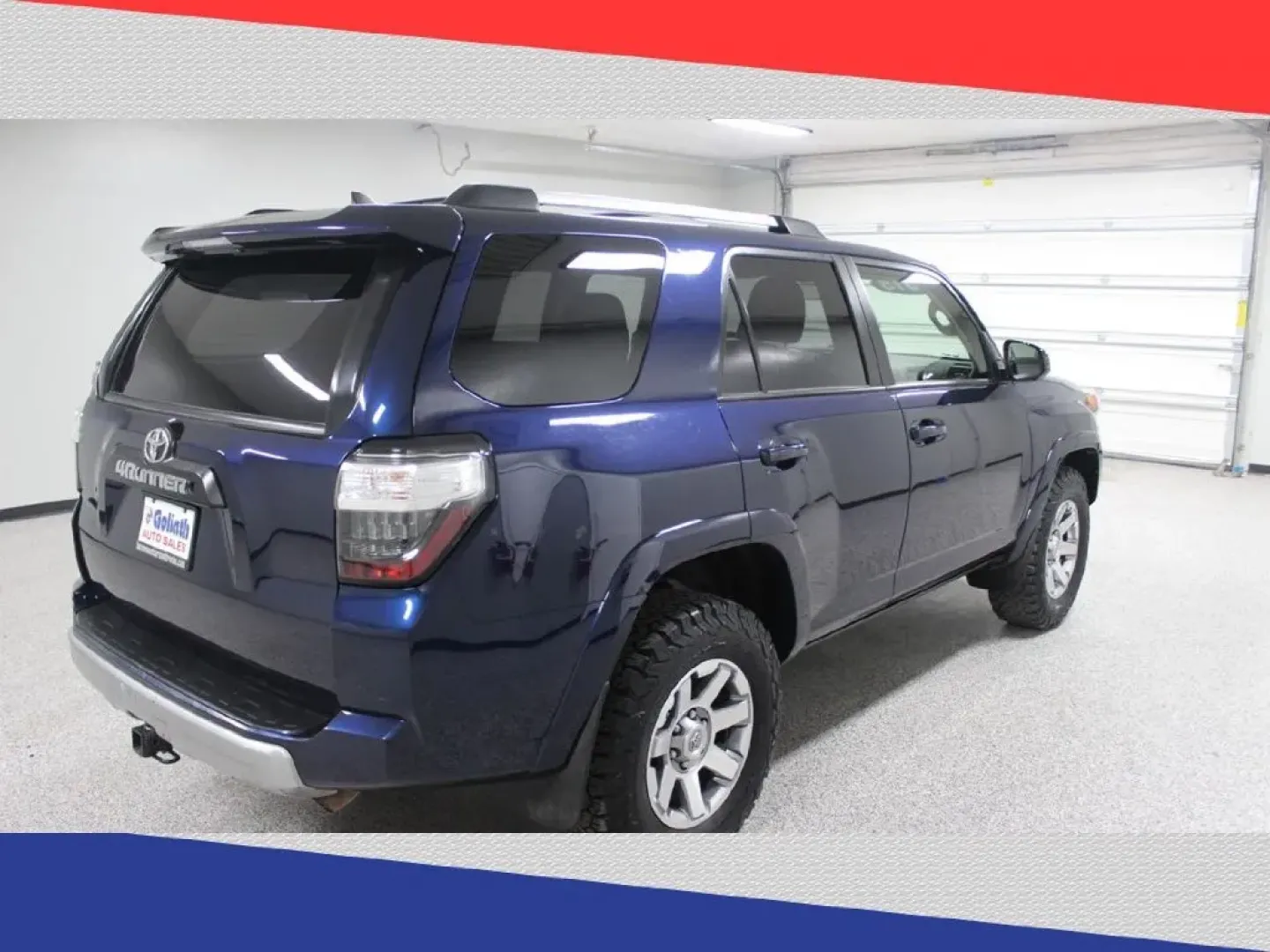 2015 Toyota 4Runner SR5 4WD (JTEBU5JR1F5) with an 4.0L V6 DOHC 24V engine, 5-Speed Automatic transmission, located at 5170 N La Cholla Blvd, Tucson, AZ, 85705, (520) 989-0282, 32.228245, -111.011742 - **Adventure Awaits: Explore Tucson in a 2015 Toyota 4Runner**<br /> <br /> Are you looking for the perfect companion for your weekend getaways or daily commutes? The 2015 Toyota 4Runner is designed to elevate your lifestyle! This rugged yet refined SUV is particularly great for outdoor enthusiasts, - Photo#2