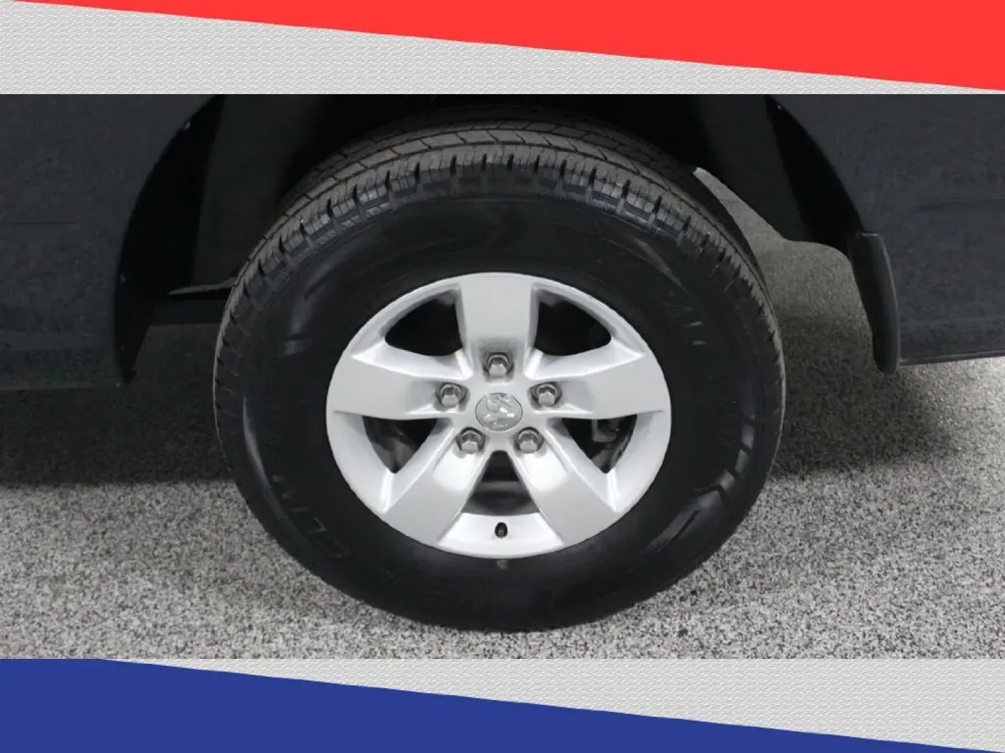 2017 Ram 1500 Tradesman Quad Cab 2WD (1C6RR6FG7HS) with an 3.6L V6 DOHC 24V FFV engine, 8A transmission, located at 5170 N La Cholla Blvd, Tucson, AZ, 85705, (520) 989-0282, 32.228245, -111.011742 - **Experience the Ultimate Blend of Power and Comfort with the 2017 Ram 1500 at Goliath Auto Sales!**<br /> <br /> If you're searching for a truck that effortlessly marries capability with everyday comfort, look no further than this striking black 2017 Ram 1500 Extended Cab Pickup. Whether you're nav - Photo#32