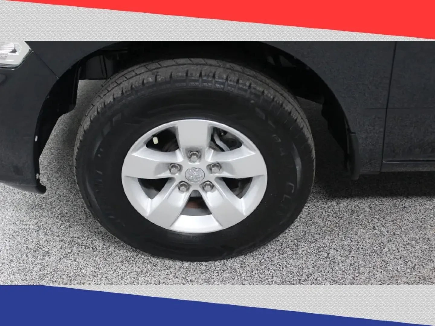 2017 Ram 1500 Tradesman Quad Cab 2WD (1C6RR6FG7HS) with an 3.6L V6 DOHC 24V FFV engine, 8A transmission, located at 5170 N La Cholla Blvd, Tucson, AZ, 85705, (520) 989-0282, 32.228245, -111.011742 - **Experience the Ultimate Blend of Power and Comfort with the 2017 Ram 1500 at Goliath Auto Sales!**<br /> <br /> If you're searching for a truck that effortlessly marries capability with everyday comfort, look no further than this striking black 2017 Ram 1500 Extended Cab Pickup. Whether you're nav - Photo#33