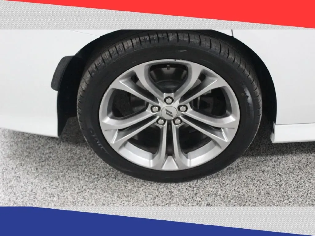 2020 Dodge Charger R/T (2C3CDXCT9LH) with an 5.7L V8 OHV 16V engine, 8A transmission, located at 5170 N La Cholla Blvd, Tucson, AZ, 85705, (520) 989-0282, 32.228245, -111.011742 - **Unleash Your Inner Road Warrior with the 2020 Dodge Charger at Goliath Auto Sales!**<br /> <br /> Are you ready to elevate your daily commute or weekend adventure? The 2020 Dodge Charger is your ticket to a thrilling driving experience while offering the space and comfort you and your passengers d - Photo#32