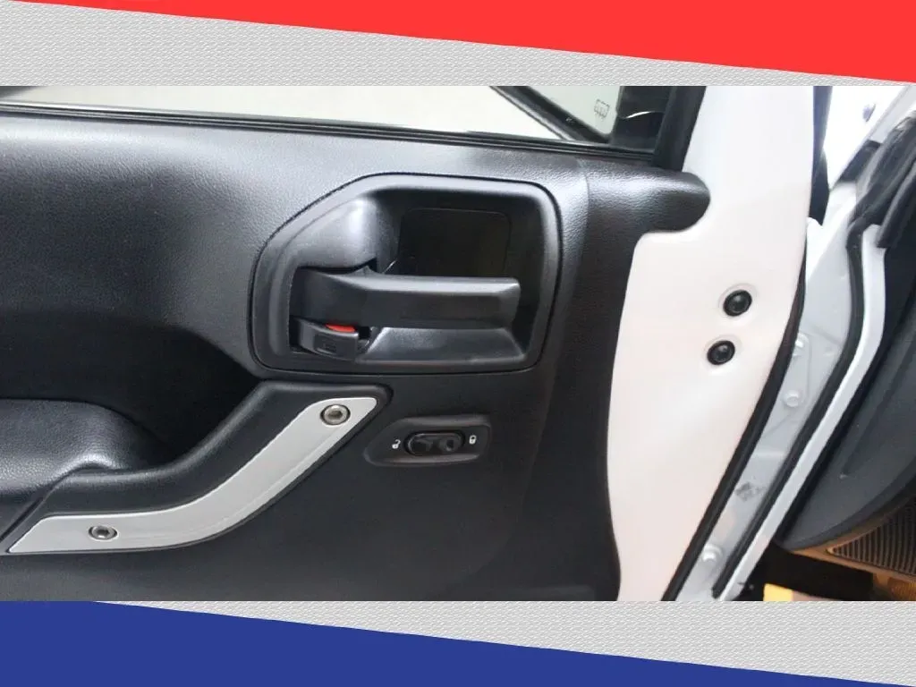 2016 Jeep Wrangler Unlimited Rubicon 4WD (1C4BJWFG8GL) with an 3.6L V6 DOHC 24V FFV engine, Automatic transmission, located at 5170 N La Cholla Blvd, Tucson, AZ, 85705, (520) 989-0282, 32.228245, -111.011742 - **Discover Your Adventure with the 2016 Jeep Wrangler Sport Available Now at Goliath Auto Sales!**<br /> <br /> Are you ready to elevate your weekend adventures or daily commutes with a vehicle that can handle both with ease? Look no further than this 2016 Jeep Wrangler Sport, the ultimate SUV for - Photo#12