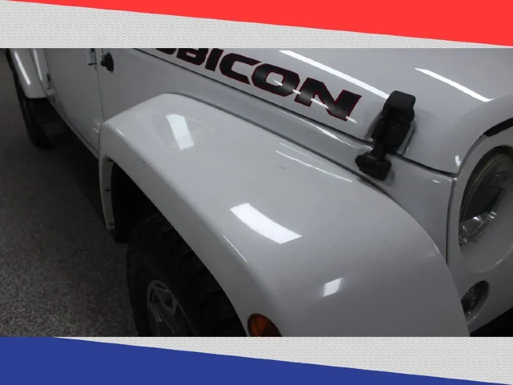 2016 Jeep Wrangler Unlimited Rubicon 4WD (1C4BJWFG8GL) with an 3.6L V6 DOHC 24V FFV engine, Automatic transmission, located at 5170 N La Cholla Blvd, Tucson, AZ, 85705, (520) 989-0282, 32.228245, -111.011742 - **Discover Your Adventure with the 2016 Jeep Wrangler Sport Available Now at Goliath Auto Sales!**<br /> <br /> Are you ready to elevate your weekend adventures or daily commutes with a vehicle that can handle both with ease? Look no further than this 2016 Jeep Wrangler Sport, the ultimate SUV for - Photo#27