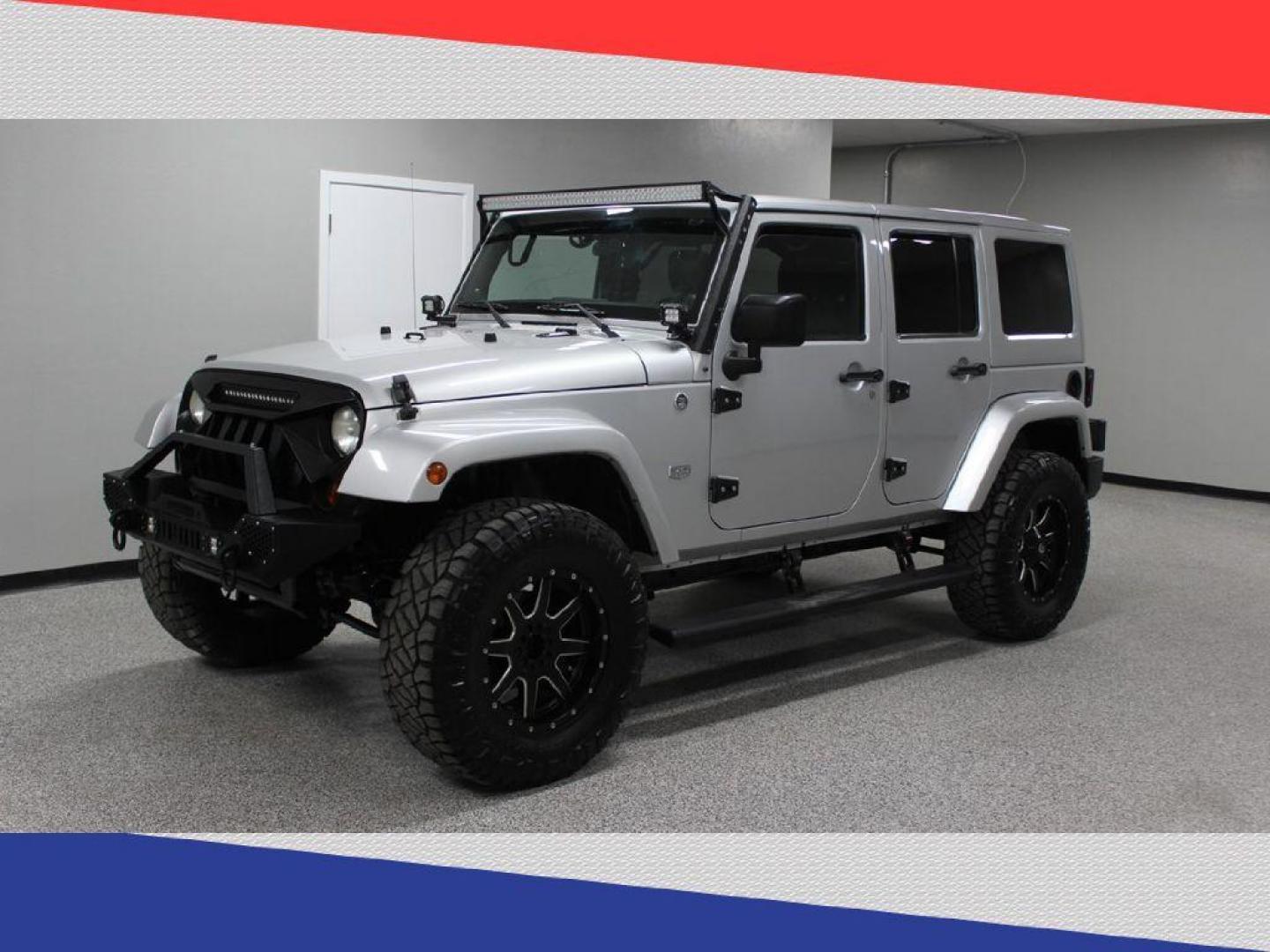 2011 Jeep Wrangler Jeep 70th Anniversary (1J4BA7H1XBL) with an 3.8L V6 OHV 12V engine, Automatic transmission, located at 5170 N La Cholla Blvd, Tucson, AZ, 85705, (520) 989-0282, 32.228245, -111.011742 - 2011 Jeep Wrangler - Photo#6