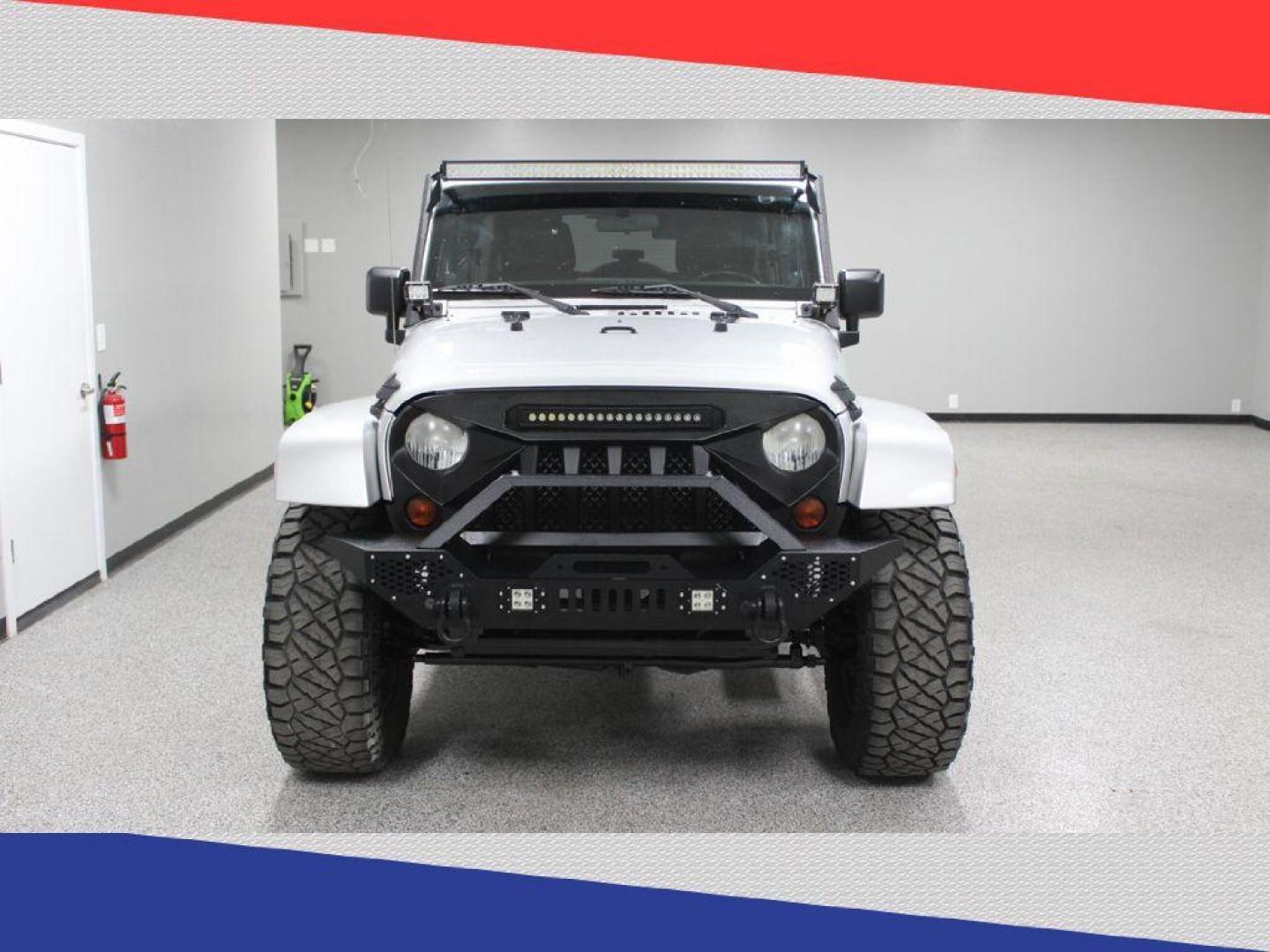 2011 Jeep Wrangler Jeep 70th Anniversary (1J4BA7H1XBL) with an 3.8L V6 OHV 12V engine, Automatic transmission, located at 5170 N La Cholla Blvd, Tucson, AZ, 85705, (520) 989-0282, 32.228245, -111.011742 - 2011 Jeep Wrangler - Photo#7