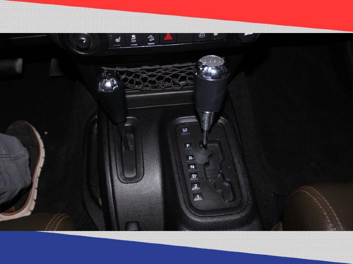 2011 Jeep Wrangler Jeep 70th Anniversary (1J4BA7H1XBL) with an 3.8L V6 OHV 12V engine, Automatic transmission, located at 5170 N La Cholla Blvd, Tucson, AZ, 85705, (520) 989-0282, 32.228245, -111.011742 - 2011 Jeep Wrangler - Photo#20